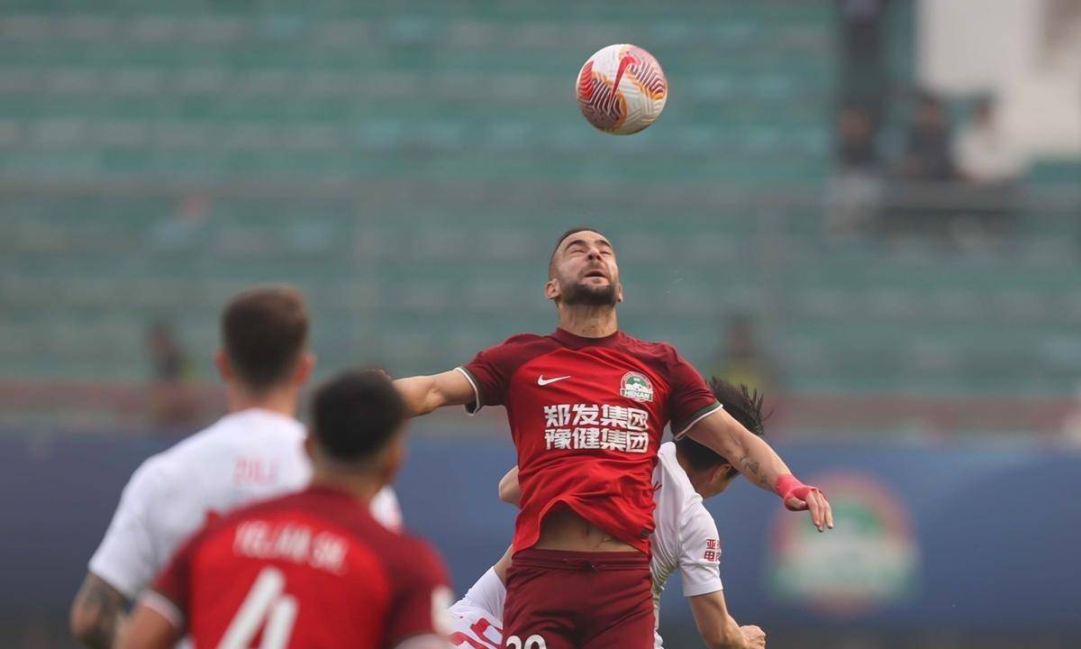 爱游戏体育直播-包含亚泰主场失利，保级压力再次增大的词条