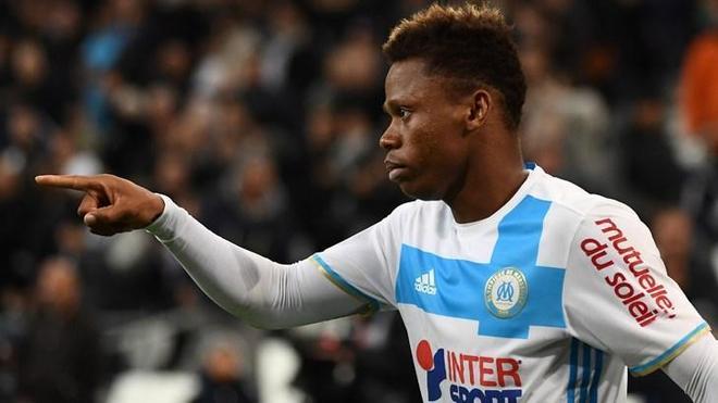 捷克队射手加盟法甲球队新赛季备受期待 捷克队射手加盟法甲球队新赛季备受期待