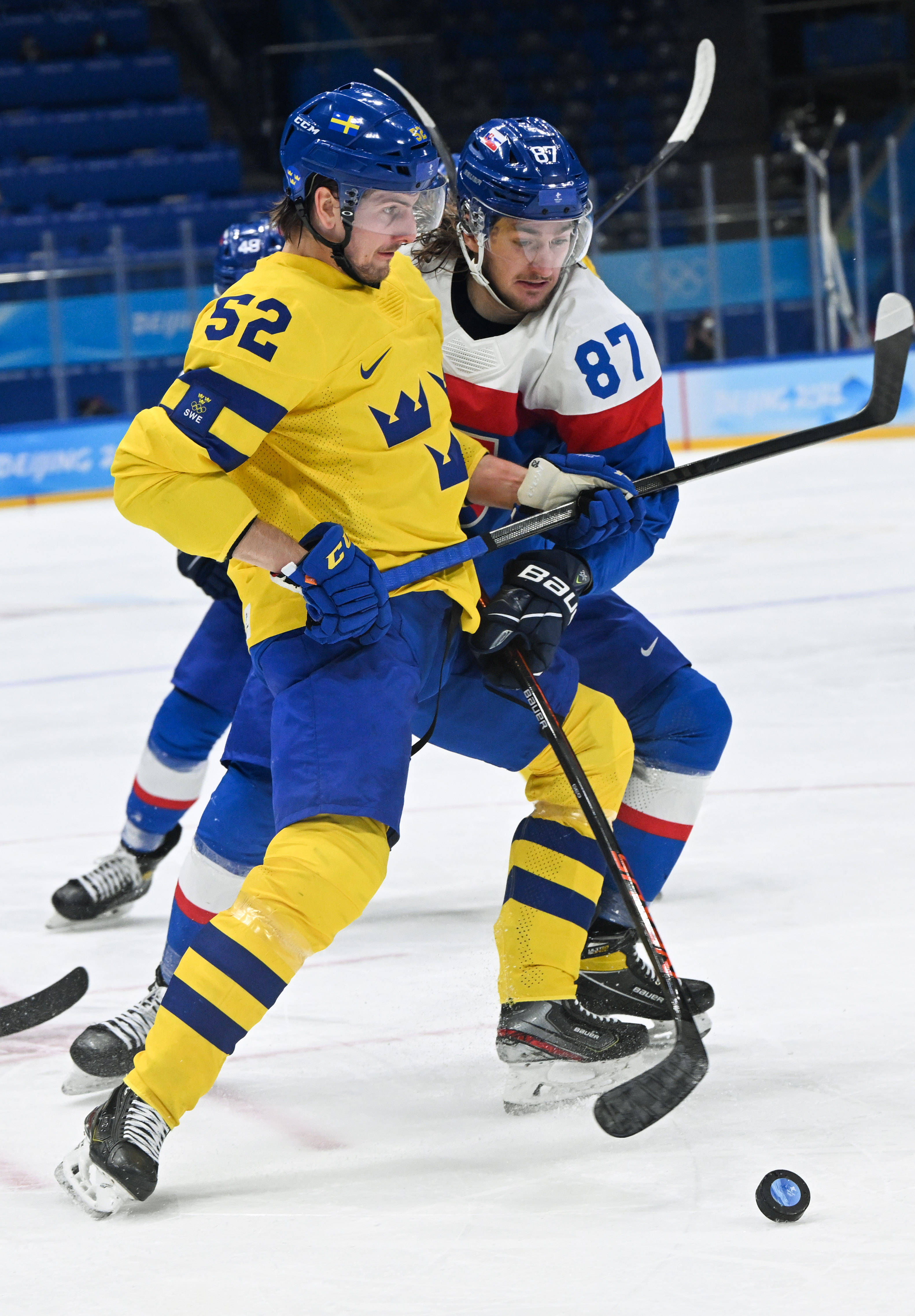 爱游戏app-瑞典不敌斯洛伐克，出局悬念难解的简单介绍