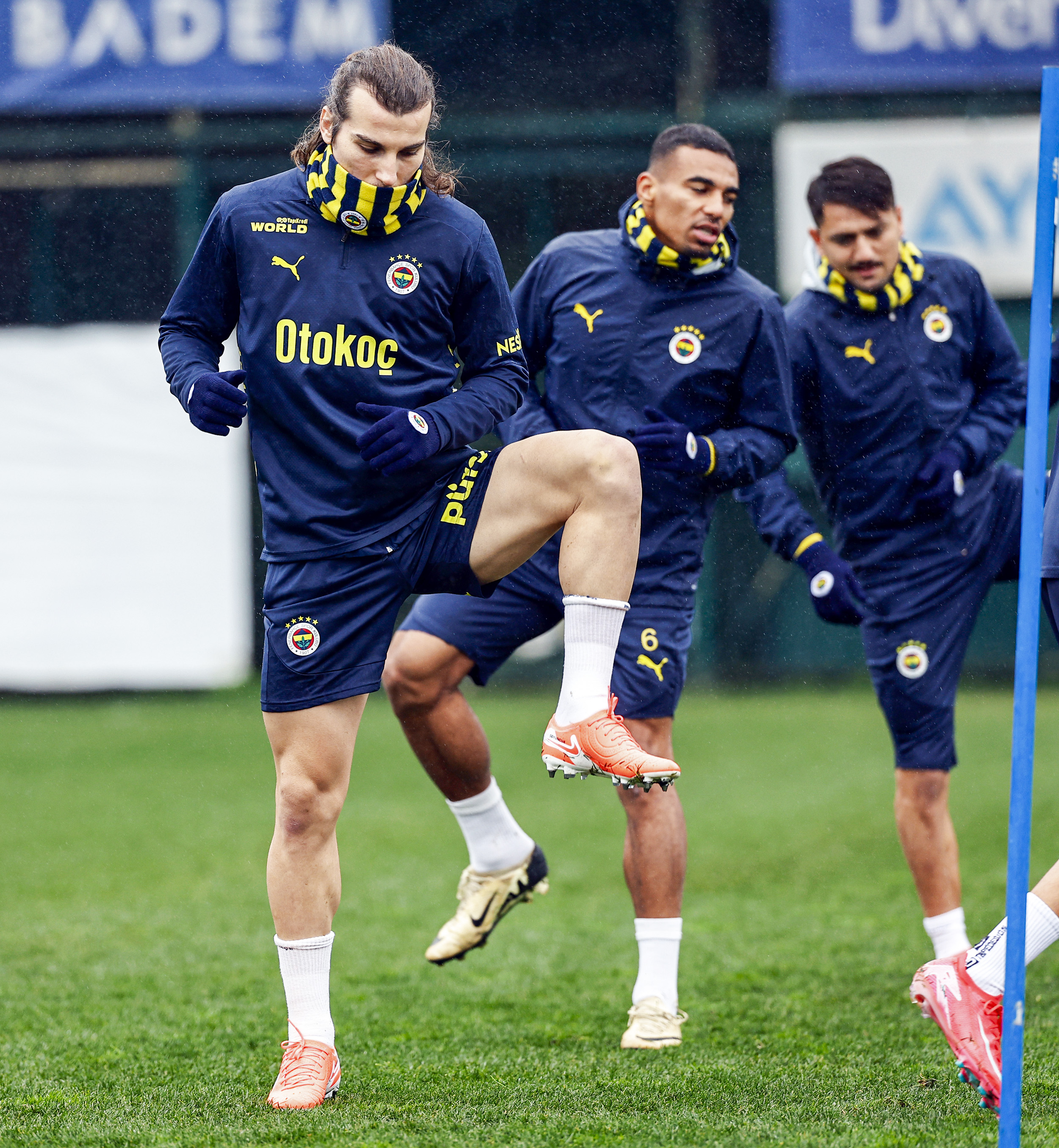 多名球员连续伤病,球队备受困扰 多名球员连续伤病,球队备受困扰