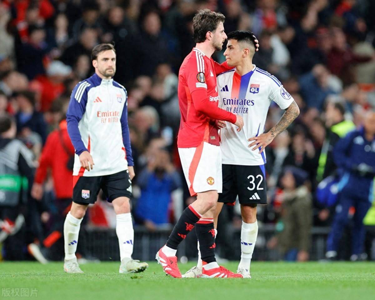 关于狼队遭遇客场失利,欧战希望有所动摇的信息 关于狼队遭遇客场失利,欧战希望有所动摇的信息