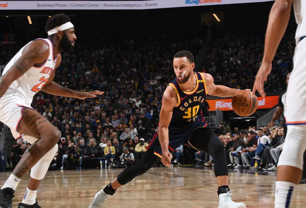 包含勇士客场憾负鹈鹕,三巨头组合表现低迷的词条 包含勇士客场憾负鹈鹕,三巨头组合表现低迷的词条