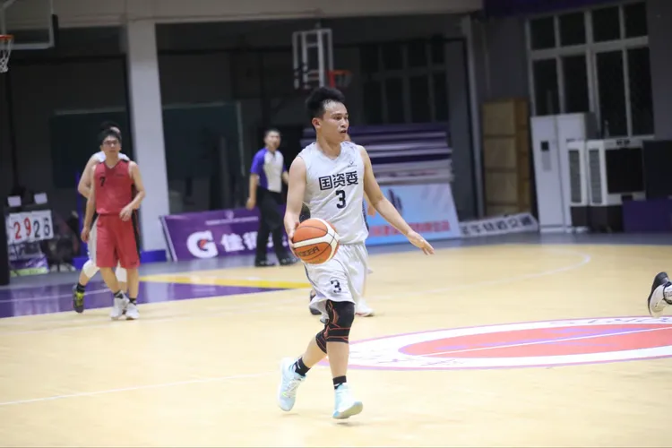 关于乌克兰篮球甲级联赛激烈比拼即将打响,球员们为荣誉拼搏的信息 关于乌克兰篮球甲级联赛激烈比拼即将打响,球员们为荣誉拼搏的信息