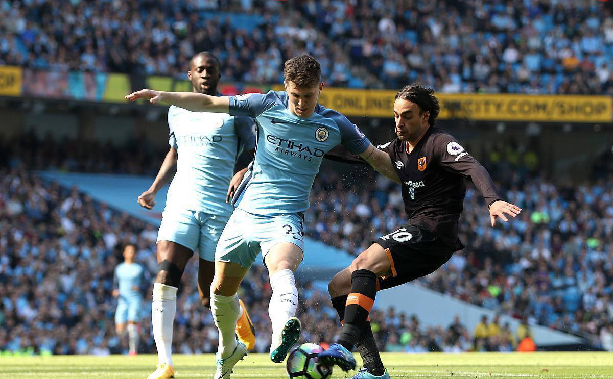 爱游戏入口-都灵客场大胜，队伍士气高昂排名上升