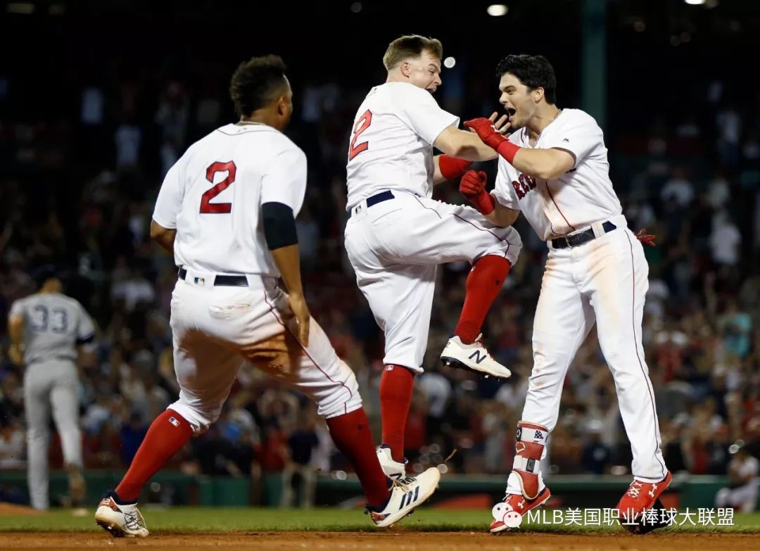 爱游戏-英格兰再次横扫对手，稳居小组第一位置的简单介绍