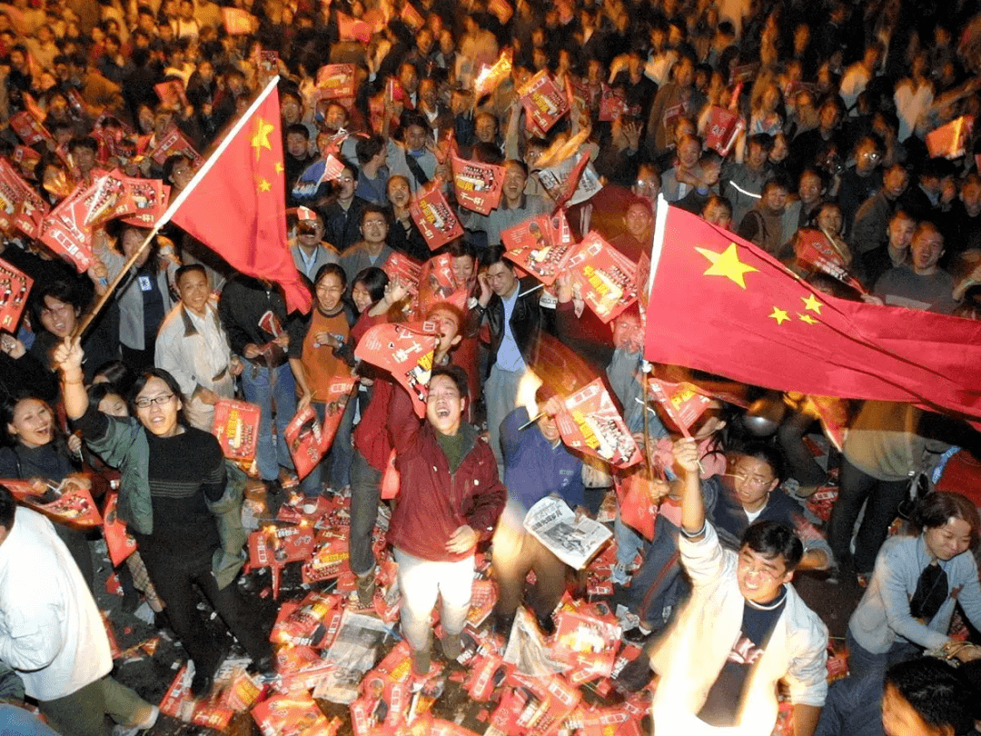 越南队在莫斯科对阵土耳其队取得胜利