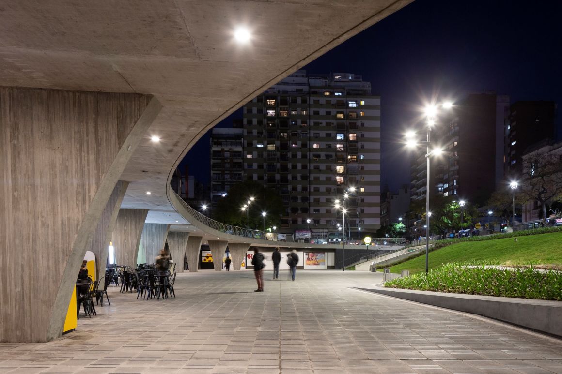 爱游戏app下载-包含布宜诺斯艾利斯独立主场气氛火爆，球迷助威成强大后盾的词条