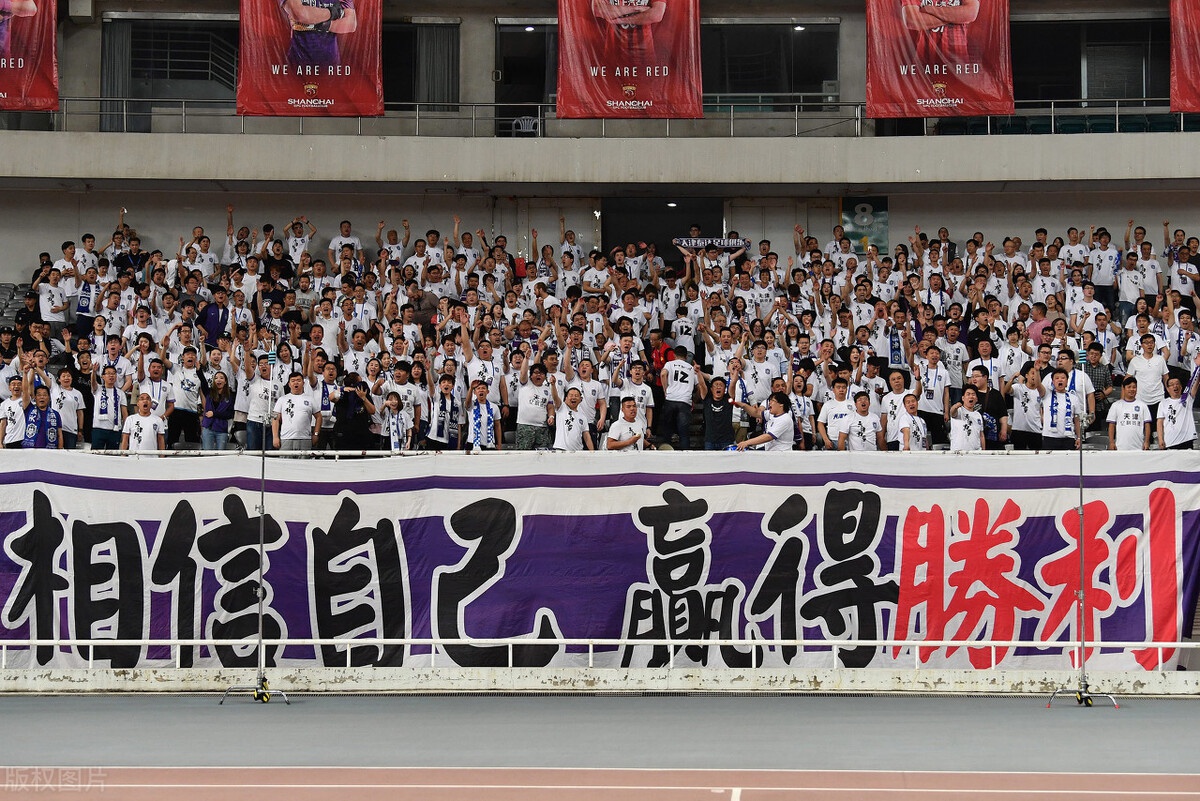 爱游戏app-西班牙篮球职业联盟封锁场馆，阻止球迷进场的简单介绍