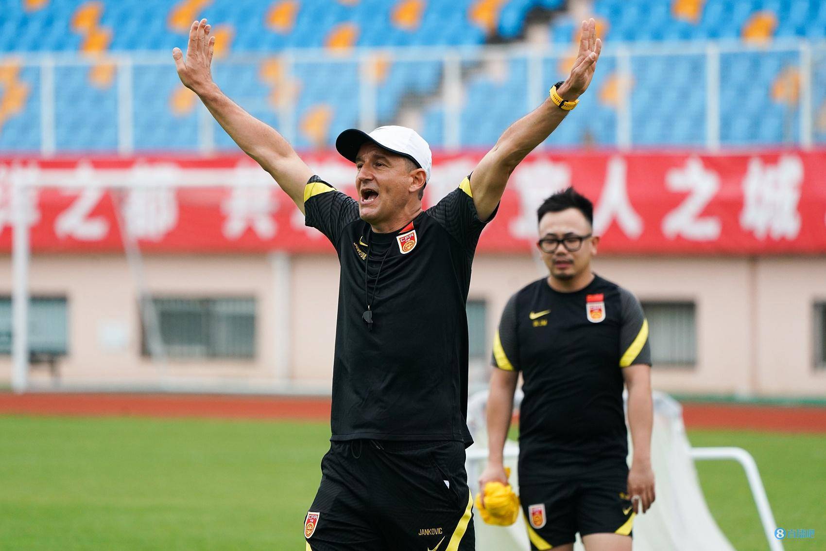 爱游戏官网-包含球队换帅后表现出色，出人意料地打破常规的词条