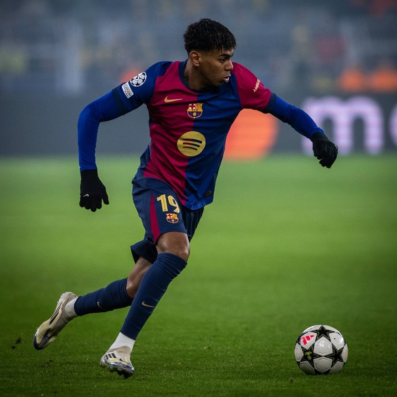 巴塞罗那主场遭遇逆袭,出线形势逐渐紧张的简单介绍 巴塞罗那主场遭遇逆袭,出线形势逐渐紧张的简单介绍