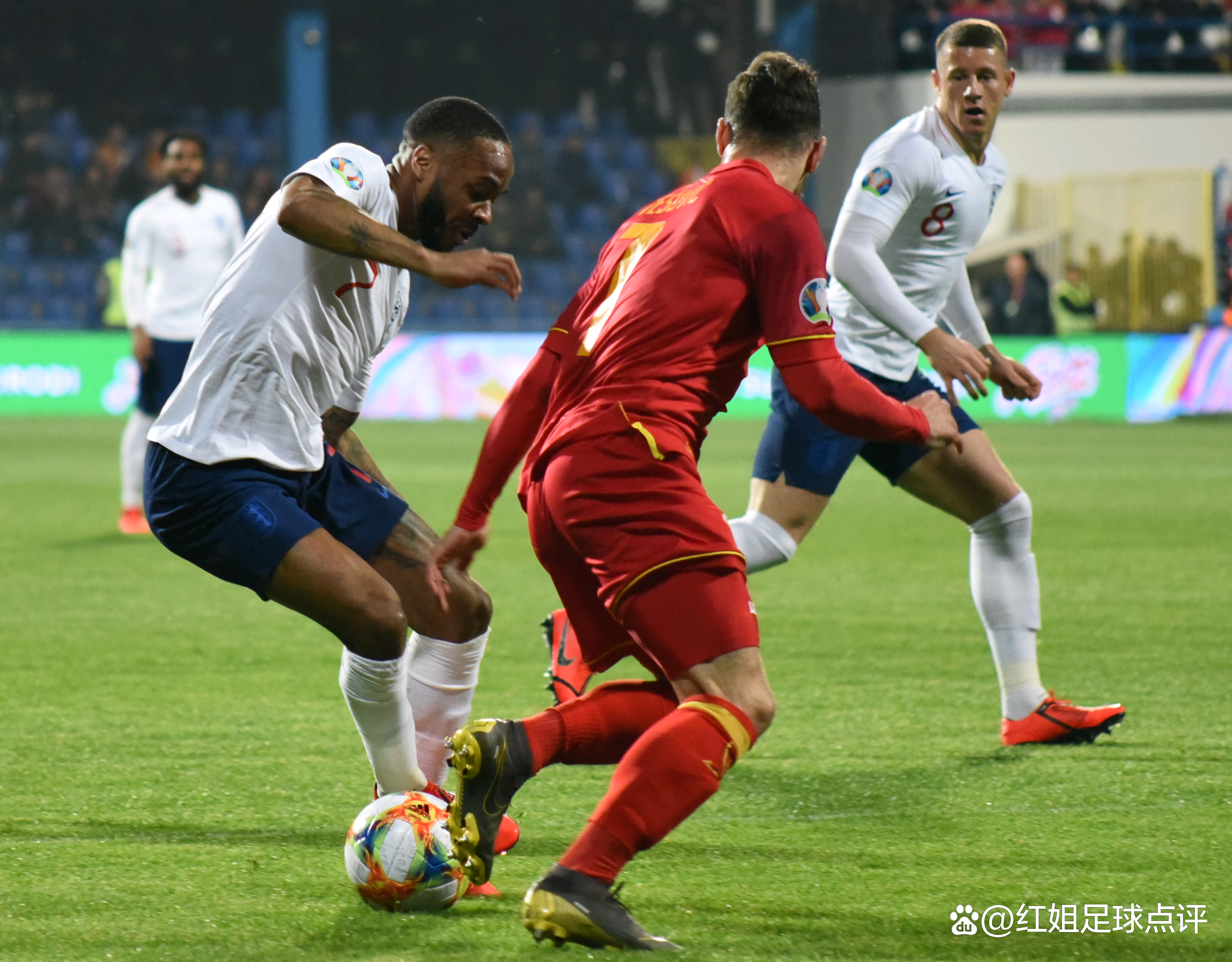 足球赛场上的精彩表演即将上演 足球赛场上的精彩表演即将上演