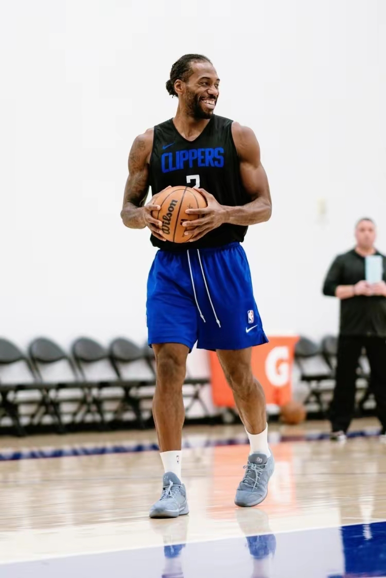 包含快船队备战新季,主帅透露全队备受期待的词条 包含快船队备战新季,主帅透露全队备受期待的词条