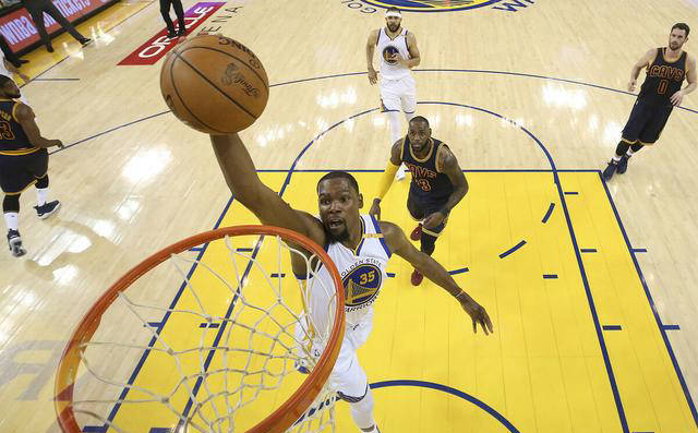 勇士力克公牛,汤普森全场31分 勇士力克公牛,汤普森全场31分