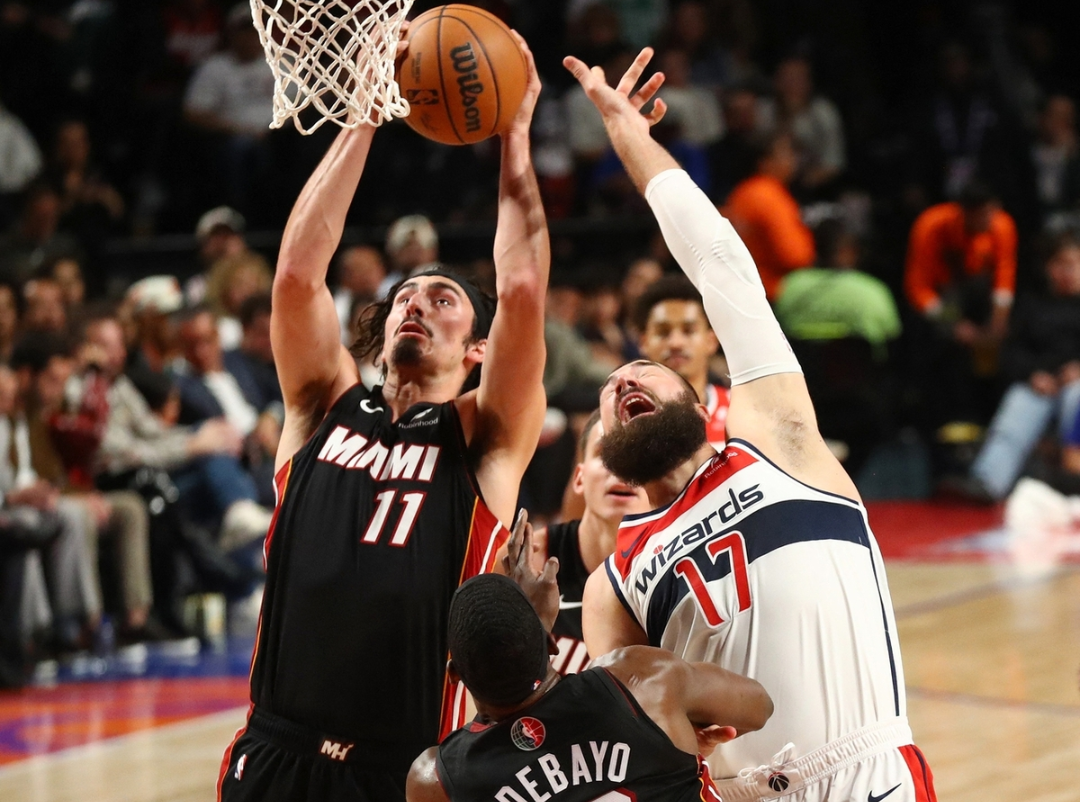 热火大胜魔术，取得胜利