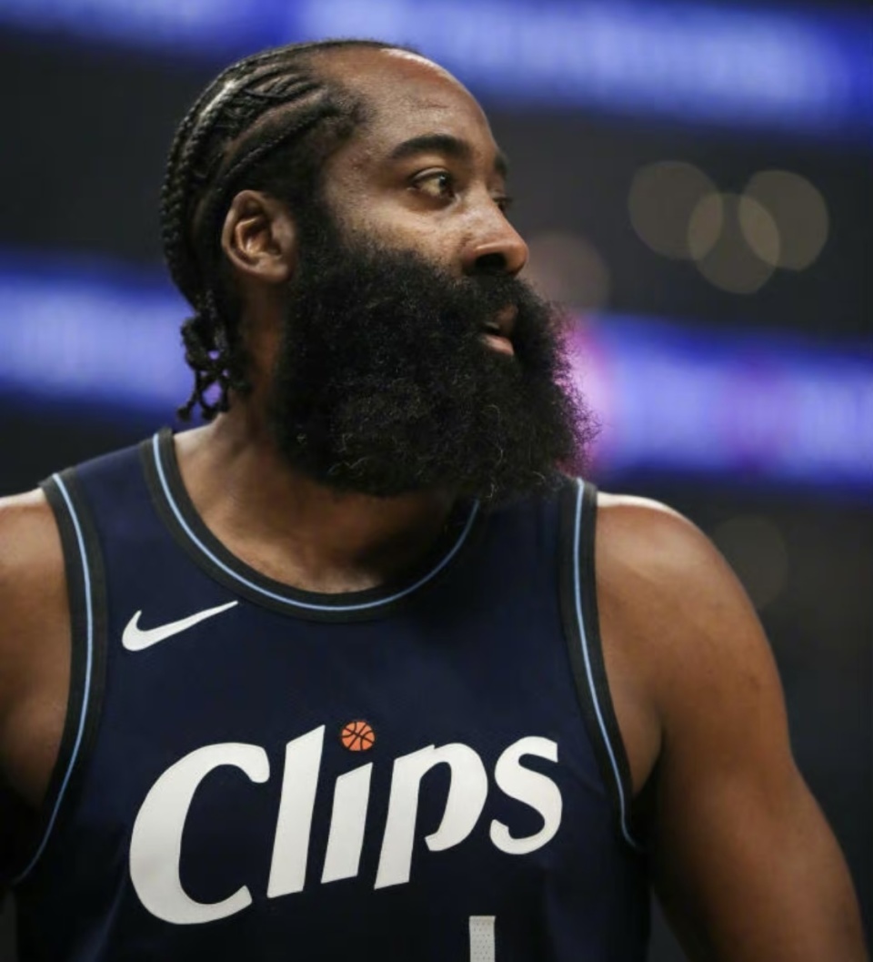 尼斯客场失利,连败势头未能扭转的简单介绍 尼斯客场失利,连败势头未能扭转的简单介绍