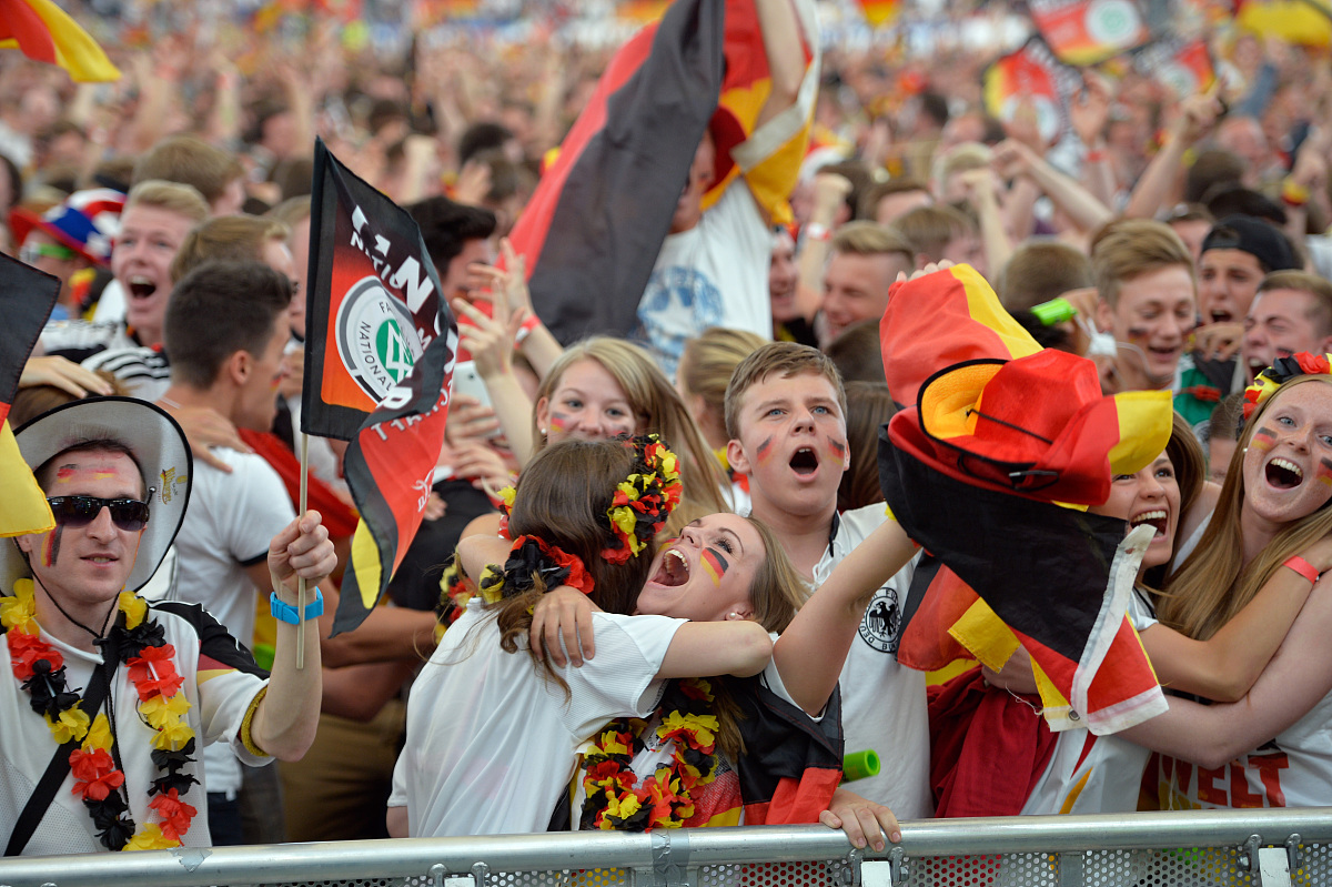 爱游戏官网-双方球员风格迥异，全场球迷欢呼连连的简单介绍