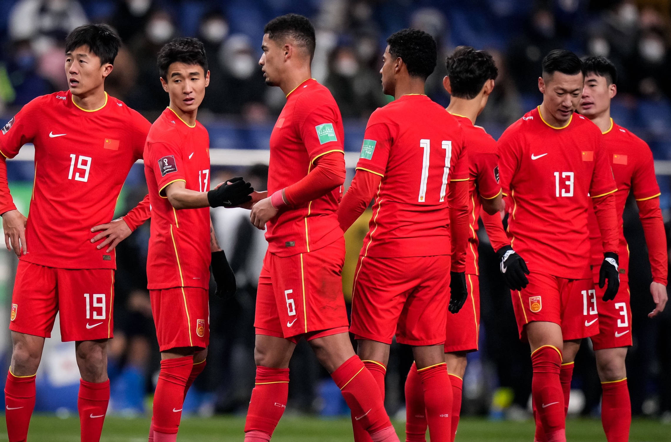 全国足球火热全新赛季对决，强队竞争胜负的简单介绍